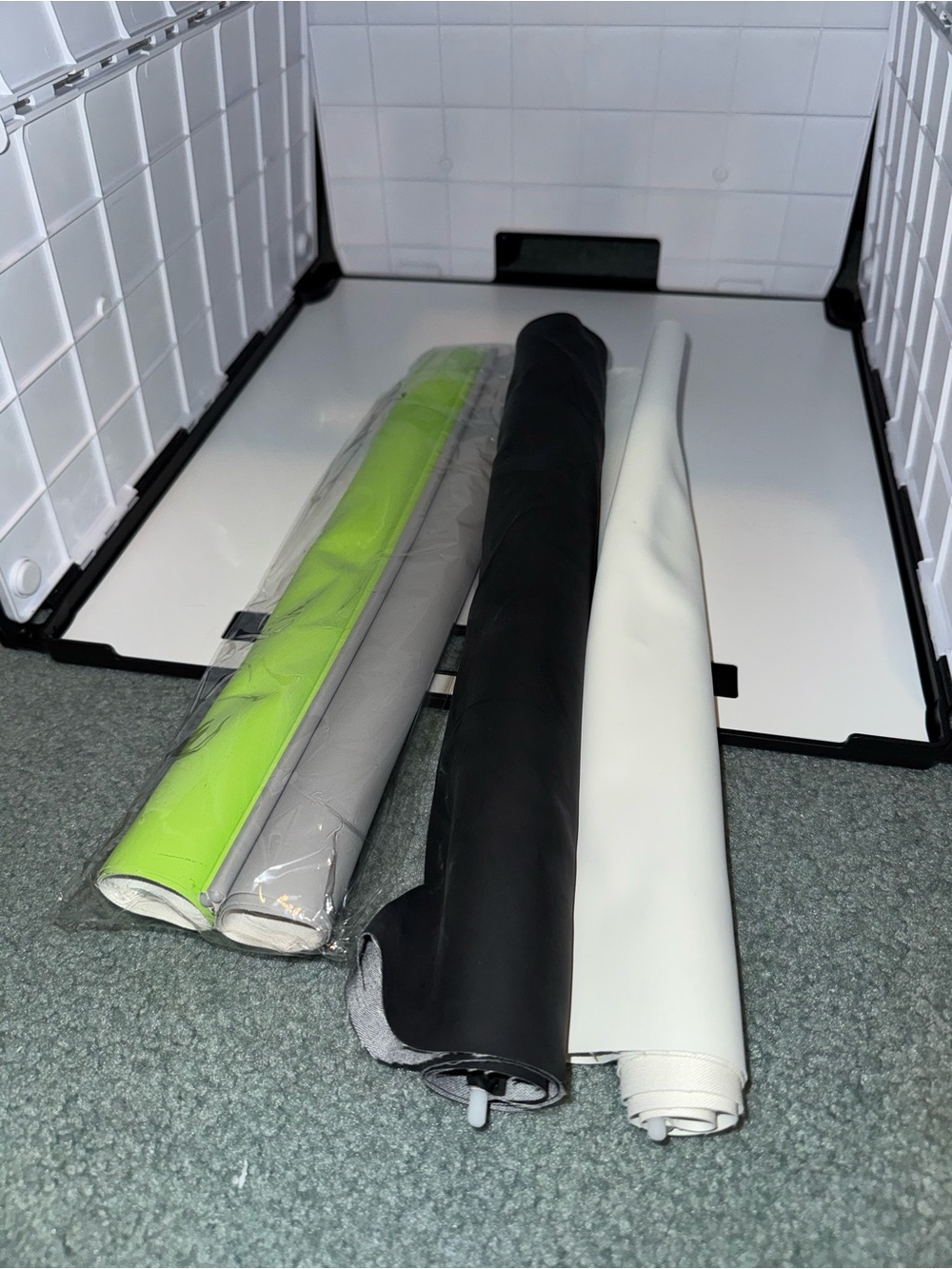 We R Memory Keepers ShotBox Photo Studio Kit with extra's - Picture 7 of 14